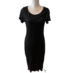 Velvet by Graham and Spencer Black Lace maternity midi dress